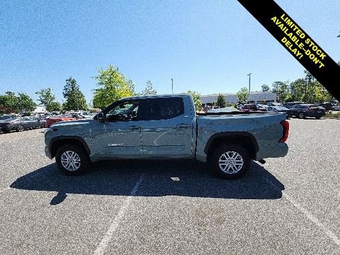 Used 2024 Toyota Tundra SR5 w/ SR5 Premium Package AWD/4WD image 8