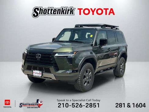 Used 2025 Lexus GX 550 AWD/4WD image 1