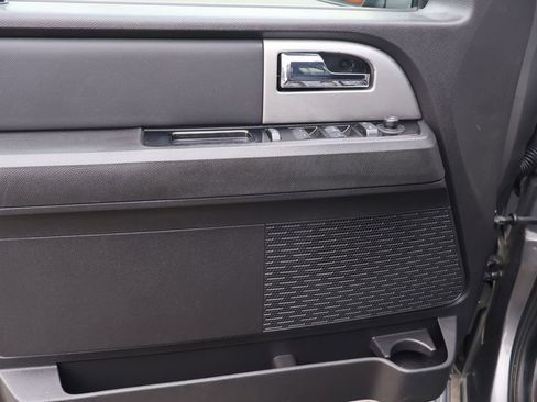 Used 2012 Ford Expedition Limited image 22