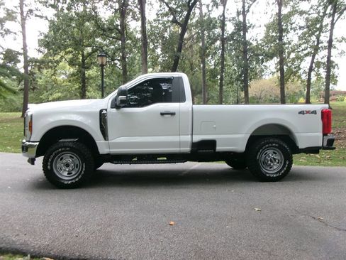 Used 2024 Ford F350 XL w/ XL Off-Road Package image 8