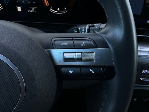 Used 2025 Hyundai Kona SEL image 35