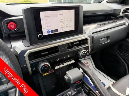Used 2025 Toyota Tacoma TRD Off-Road w/ TRD Off Road Upgrade Package AWD/4WD image 25
