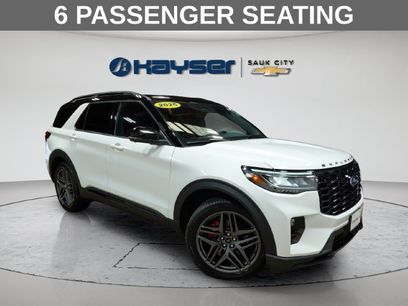 Used 2025 Ford Explorer ST