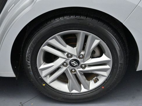 Used 2019 Hyundai Elantra SEL w/ Cargo Package image 30