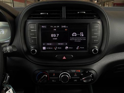 Used 2024 Kia Soul LX w/ Option Group 015 FWD image 24