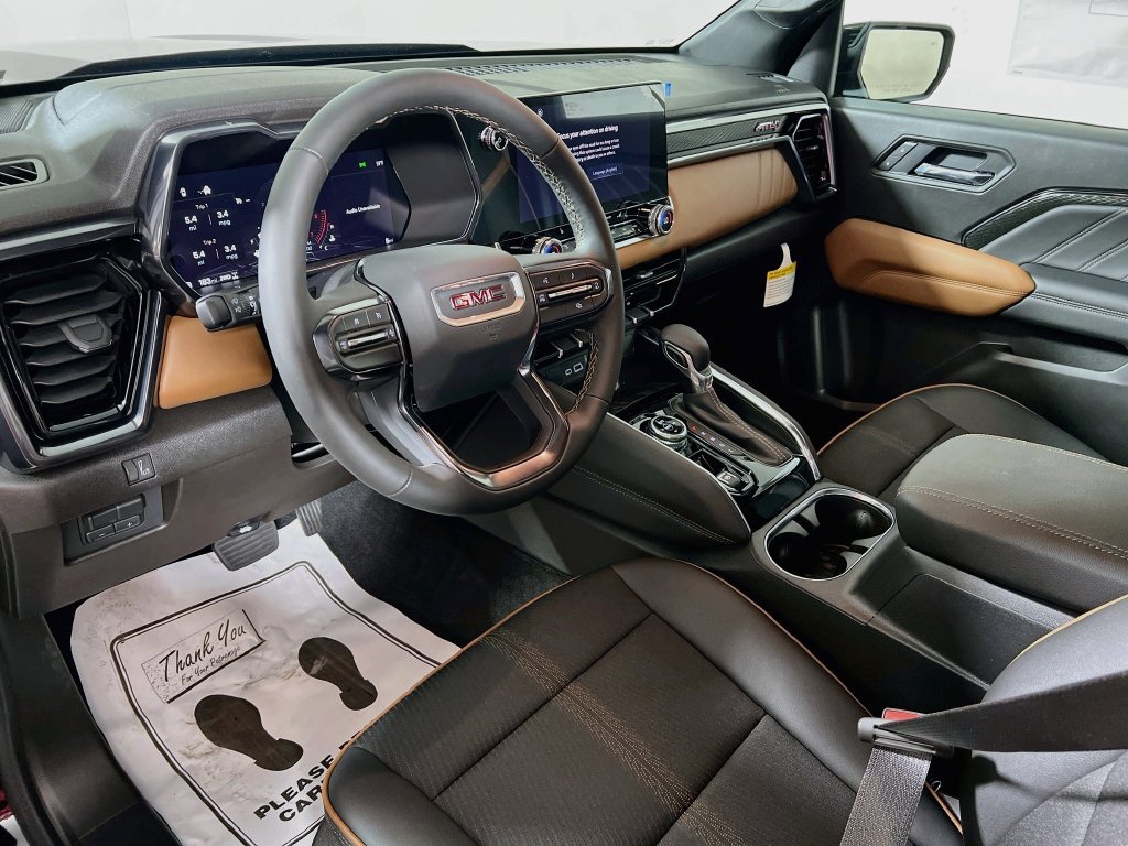 New 2026 GMC Canyon AT4 AWD/4WD image 9