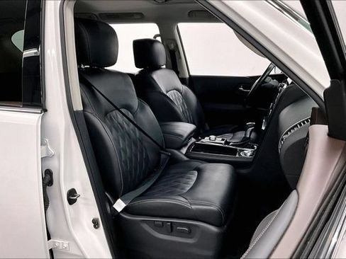 Used 2021 Nissan Armada Platinum w/ Captain's Chairs Package AWD/4WD image 8