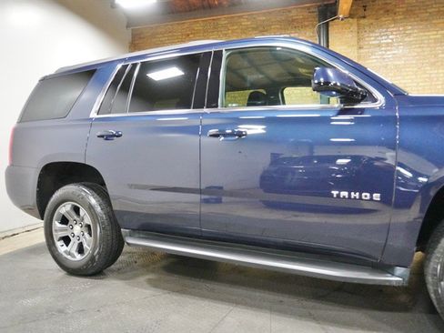 Used 2018 Chevrolet Tahoe LS w/ Skid Plate Package AWD/4WD image 9