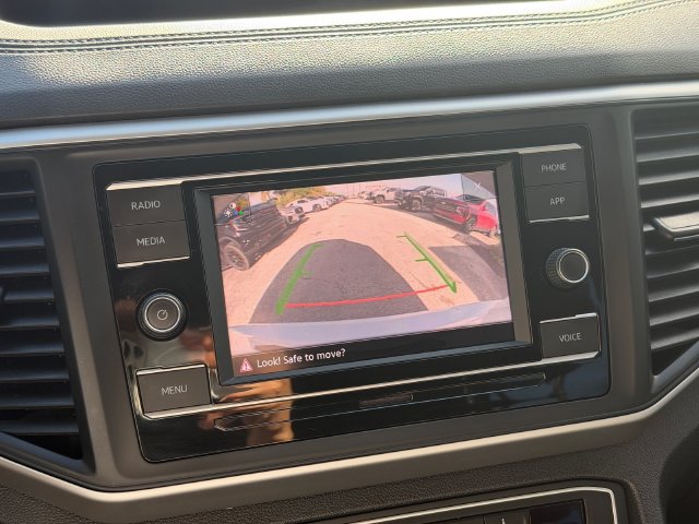 Certified 2022 Volkswagen Atlas SE FWD image 23