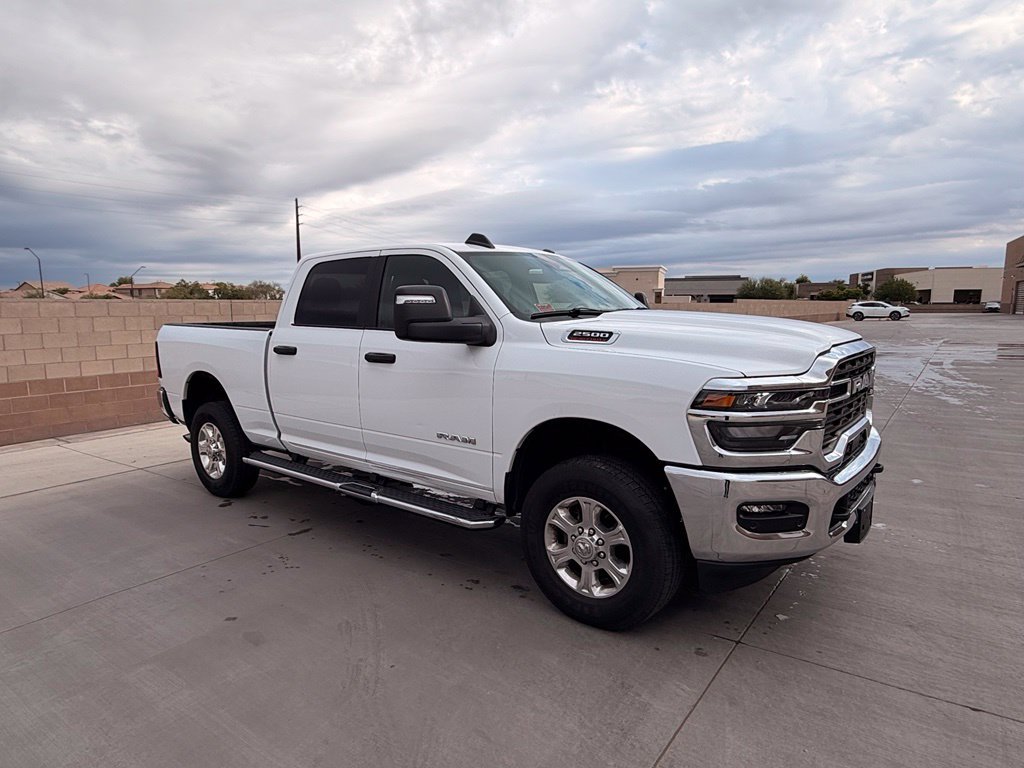 Used 2026 RAM 2500 Big Horn AWD/4WD image 4