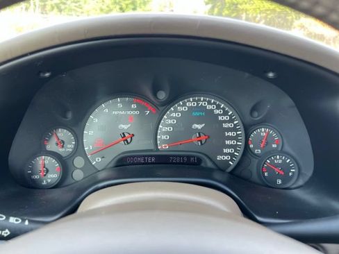 Used 2003 Chevrolet Corvette Coupe w/ Preferred Equipment Group RWD image 13