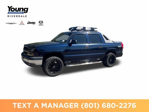Used 2004 Chevrolet Avalanche Z71 w/ Preferred Equipment Group AWD/4WD image 1