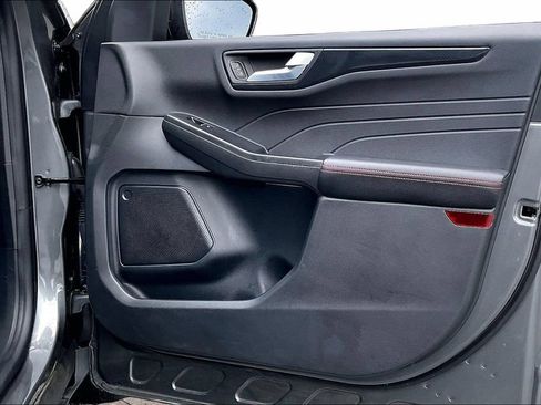 Certified 2025 Ford Escape ST-Line w/ Tech Pack #1 FWD image 24
