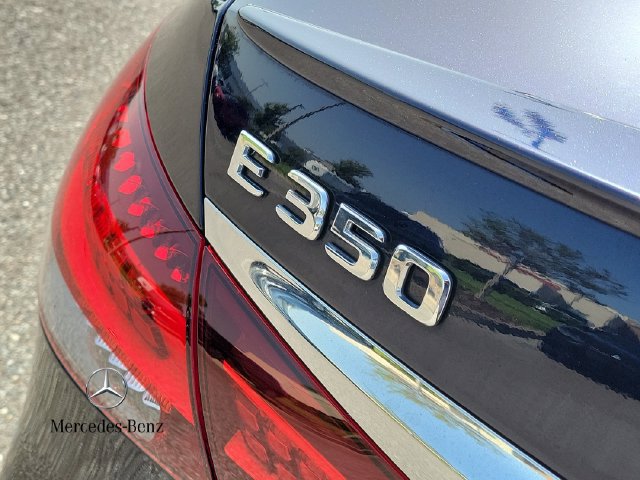 Used 2022 Mercedes-Benz E 350 Sedan w/ Driver Assistance Package image 6