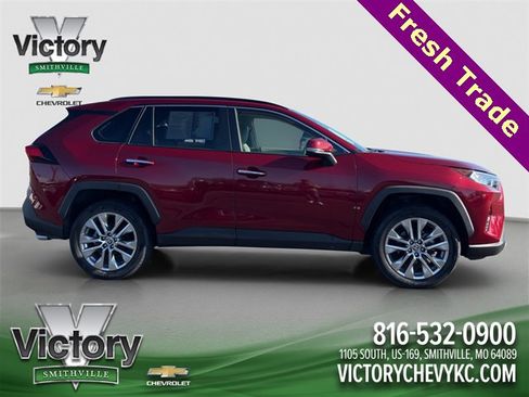 Used 2021 Toyota RAV4 Limited image 7