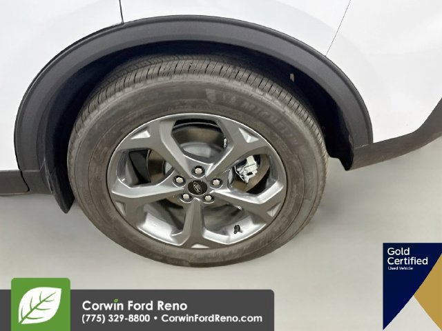 Certified 2025 Ford Escape ST-Line Select w/ Class II Trailer Tow Package AWD/4WD image 30