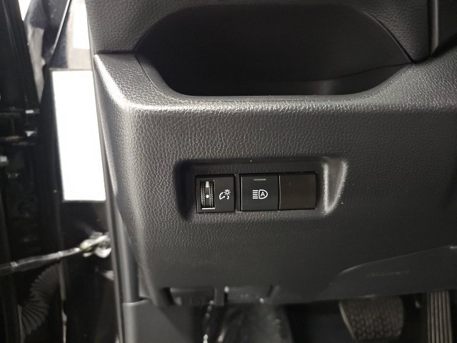 Certified 2025 Toyota RAV4 LE AWD/4WD image 18