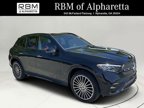 Certified 2025 Mercedes-Benz GLC 300 4MATIC image 1