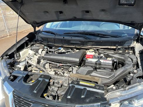 Used 2020 Nissan Rogue SV AWD/4WD image 33