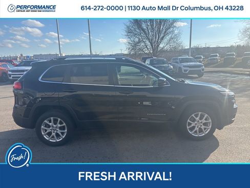 Used 2015 Jeep Cherokee Latitude w/ Comfort/Convenience Group image 3