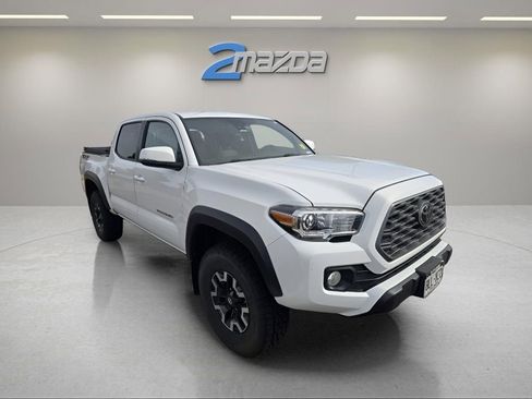 Used 2020 Toyota Tacoma TRD Off-Road image 6