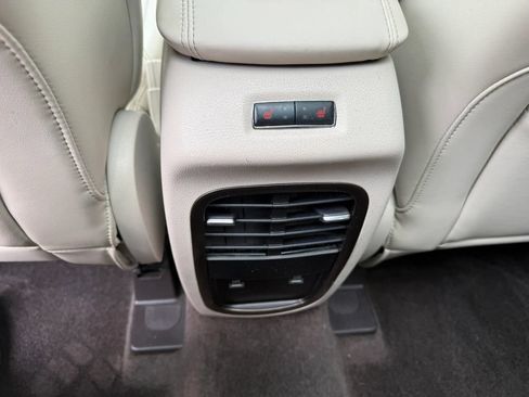 Used 2019 Lincoln MKC Select w/ Select Plus Package AWD/4WD image 34
