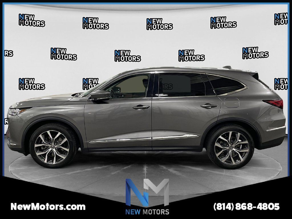 Used 2022 Acura MDX w/ Technology Package AWD/4WD image 2