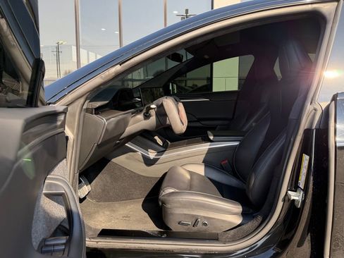 Used 2021 Tesla Model S Plaid image 16