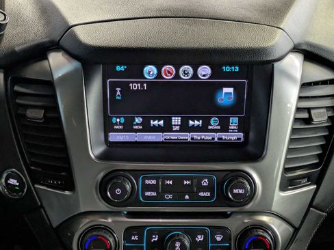 Used 2019 Chevrolet Tahoe LT w/ Luxury Package image 28