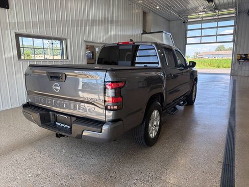 Used 2023 Nissan Frontier SV w/ SV Convenience Package AWD/4WD image 5