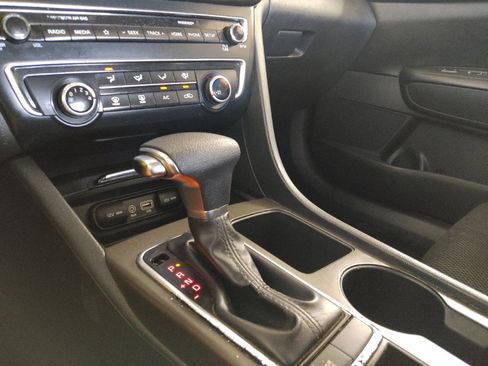 Used 2020 Kia Optima LX FWD image 26