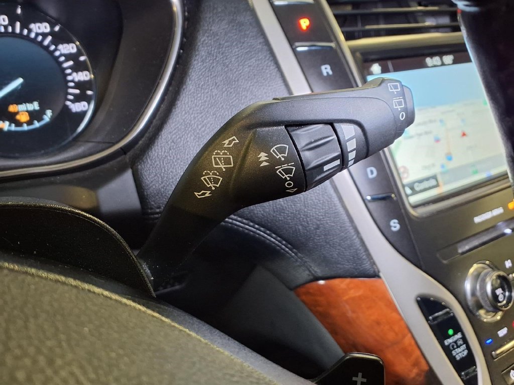 Used 2018 Lincoln MKX Reserve FWD image 13