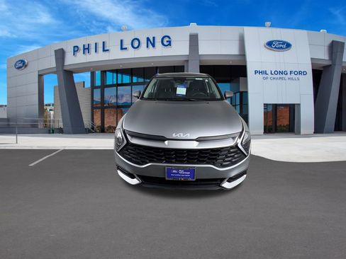 Used 2023 Kia Sportage LX AWD/4WD image 8