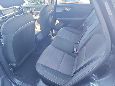 Used 2023 Kia Forte LXS FWD image 8