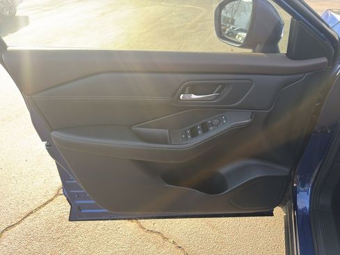 Certified 2023 Nissan Rogue SV w/ SV Premium B Package image 15