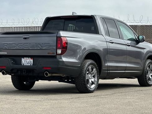 Used 2024 Honda Ridgeline TrailSport image 4