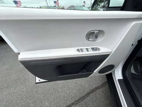 Used 2023 Hyundai Ioniq 5 SEL AWD/4WD image 17