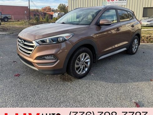 Used 2017 Hyundai Tucson SE Plus image 1