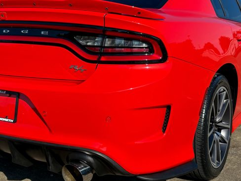 Used 2022 Dodge Charger R/T w/ Plus Group RWD image 13