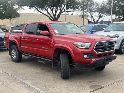 Used 2018 Toyota Tacoma SR5 image 3