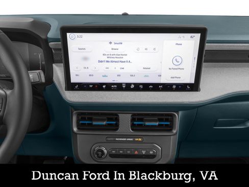New 2026 Ford Maverick XLT w/ XLT Luxury Package AWD/4WD image 5