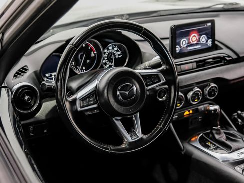 Used 2018 MAZDA MX-5 Miata RF Grand Touring RWD image 21