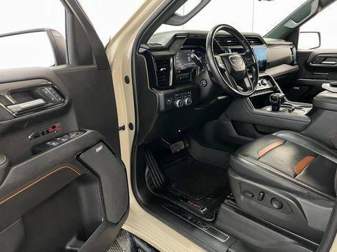 Certified 2022 GMC Sierra 1500 AT4 w/ AT4 Premium Package image 29