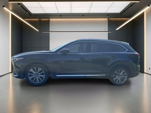 Used 2023 MAZDA CX-9 Signature AWD/4WD image 2