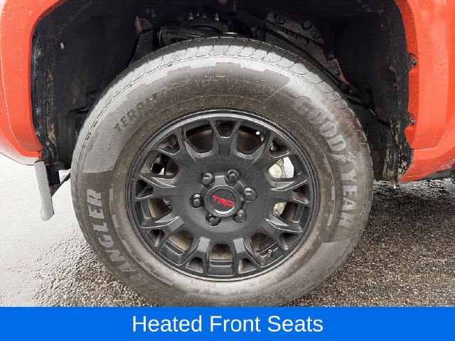 Used 2025 Toyota Tacoma TRD Sport w/ TRD Sport Premium Package AWD/4WD image 26