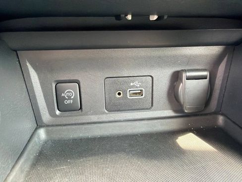 Used 2024 Nissan Sentra S FWD image 23