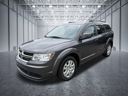 Used 2017 Dodge Journey SE w/ Flexible Seating Group FWD image 5