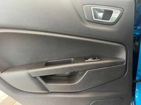 Used 2014 Ford Fiesta Titanium image 33