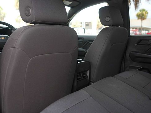 Used 2025 Chevrolet Colorado W/T w/ WT Convenience Package II RWD image 13