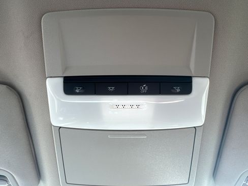 Used 2023 Nissan Altima 2.5 SV FWD image 10
